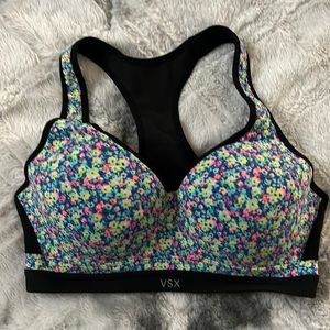 Victoria Secret Sports Bra size 34D
